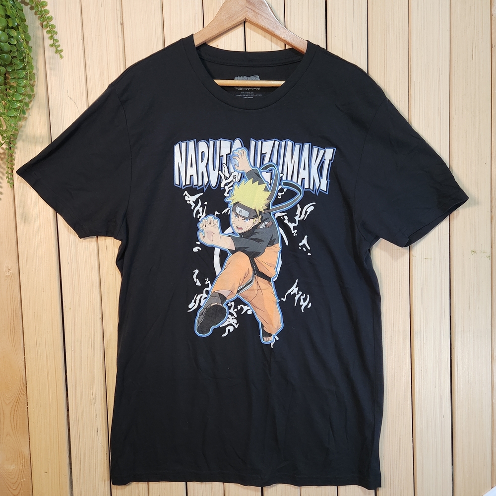Naruto Uzumaki Graphic T-Shirt Size L.